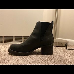 Jody Chelsea Boot, Size 11. Bought from DSW.